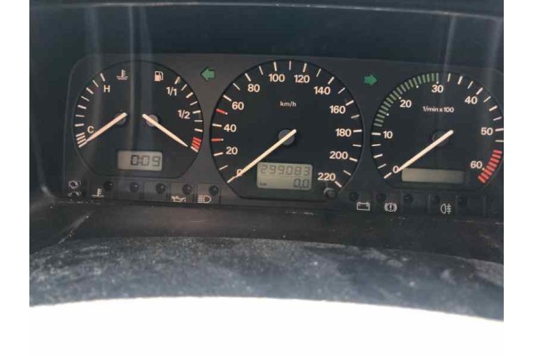 Volkswagen T4 Transporter BUS Caravelle 1997 para piezas | Desguace Gandia SL