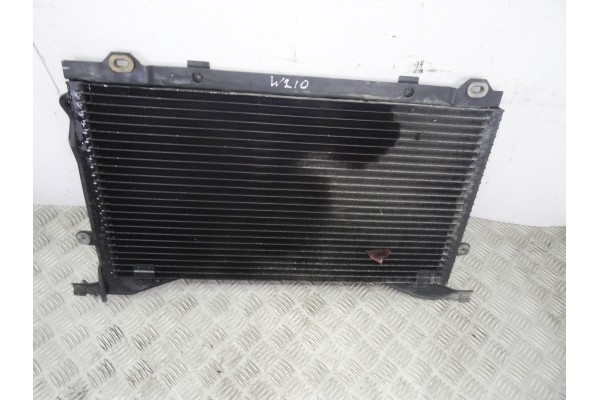 Condensador / radiador aire acondicionado, Mercedes-benz Clase e (Bm 210) Berlina 270 Cdi (210.016) 2000, A2108300470
