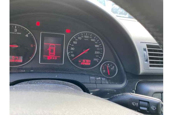 Audi A4 Berlina (8E) 1.9 TDI 2003 para piezas | Desguace Gandia SL