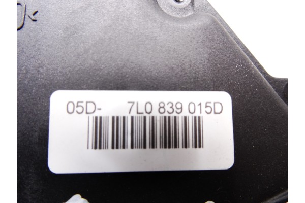 Cerradura puerta trasera izquierda, Volkswagen Golf Plus V (5M1) Highline 2008, 7L0839015D