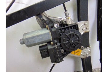 Elevalunas delantero izquierdo, Audi A6 Berlina (4B2) 2.8 Quattro 2000, 4B0837461