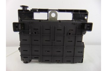 Caja reles / fusibles, Peugeot 307 Break / Sw (S1)(04.2002) Sw Pack 2003, 9650664080