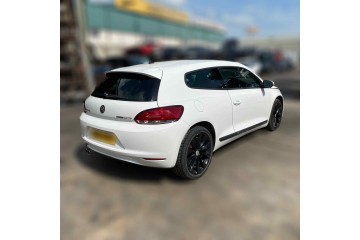 Volkswagen Scirocco (137) 2.0 TDI BlueMotion 2011 para piezas | Desguace Gandia SL
