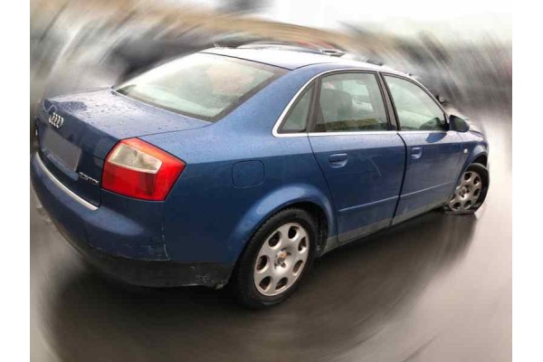 Audi A4 Berlina (8E) 2.5 TDI 2003 para piezas | Desguace Gandia SL