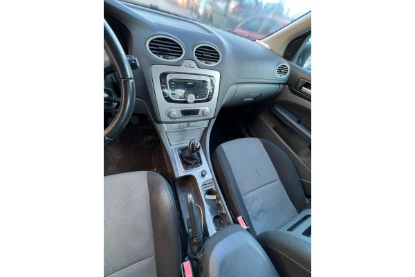 FORD FOCUS BERLINA (CB4) Trend