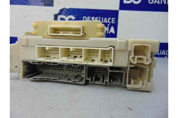 Caja reles / fusibles, Lexus Is (DS2/IS2) 250 V6 2007, 82730-53022