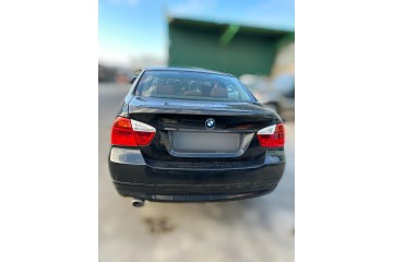 BMW Serie 3 Berlina (E90) 318D 2006 para piezas | Desguace Gandia SL