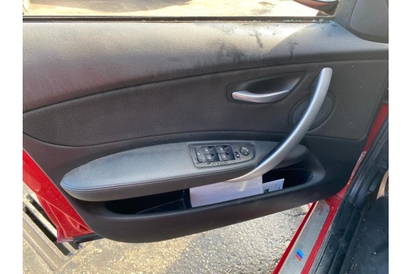 BMW Serie 1 Berlina (E81/E87) 123D 2009 para piezas | Desguace Gandia SL