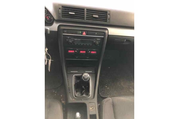 Audi A4 Avant (8E) 2.0 TDI 2006 para piezas | Desguace Gandia SL