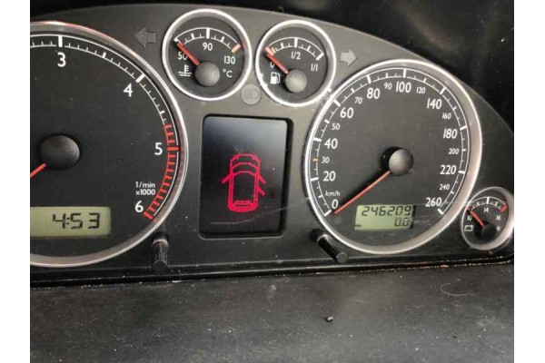 SEAT Alhambra (7V9) Stella 2004 para piezas | Desguace Gandia SL