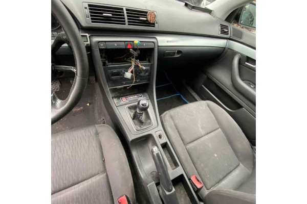 Audi A4 Avant (8E) 1.8 T Quattro 2005 para piezas | Desguace Gandia SL
