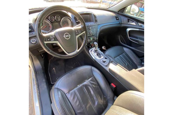 Opel Insignia Sports Tourer Sport 2009 para piezas | Desguace Gandia SL