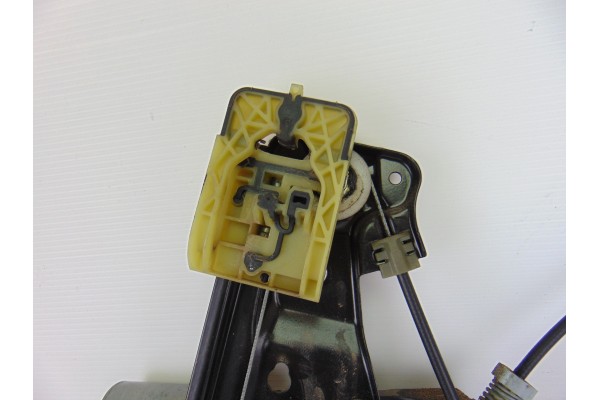 Elevalunas delantero izquierdo, Opel Astra K Berlina 5P Dynamic Start/Stop 2016, 13406673