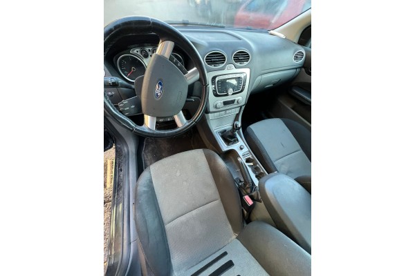 FORD FOCUS BERLINA (CB4) Trend