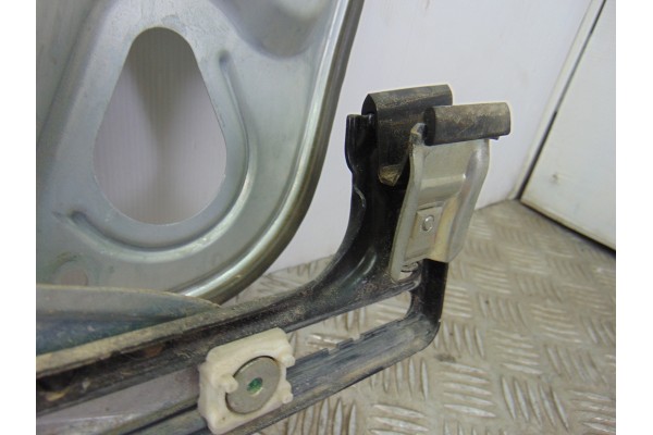Elevalunas delantero izquierdo, Volvo V50 Familiar D4 Kinetic 2011, 31295170AA