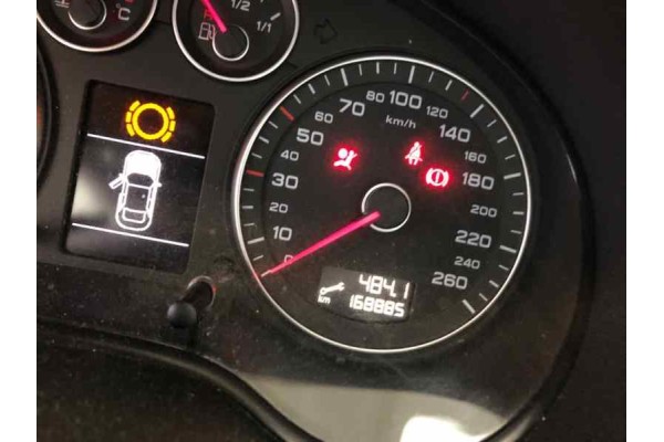 Audi A3 Sportback (8PA) 1.9 TDI e Limited Edition 2012 para piezas | Desguace Gandia SL
