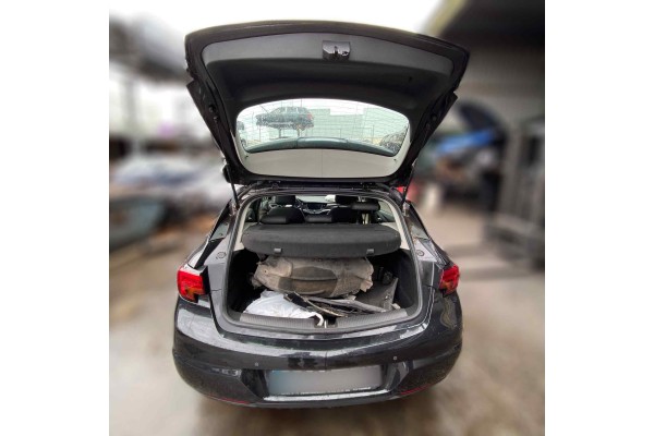 Opel Astra K Berlina 5P Dynamic Start/Stop 2015 para piezas | Desguace Gandia SL