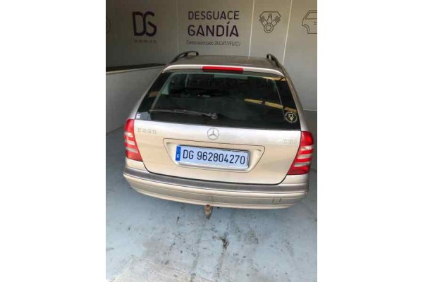 Mercedes-Benz Clase C (BM 203) Familiar C 220 T CDI (la) (203.208) 2005 para piezas | Desguace Gandia SL