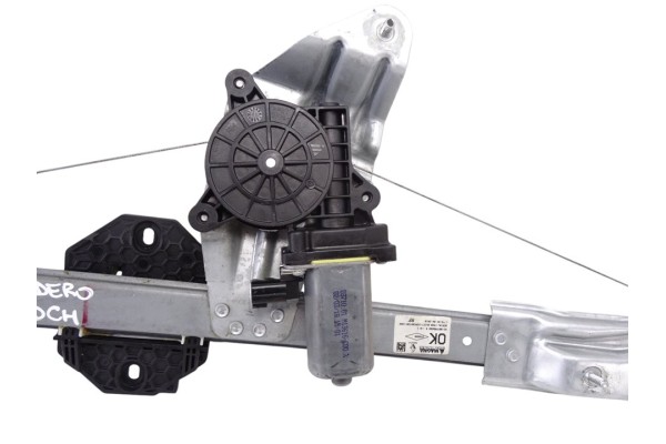 807208298R ELEVALUNAS DELANTERO DERECHO DACIA SANDERO II