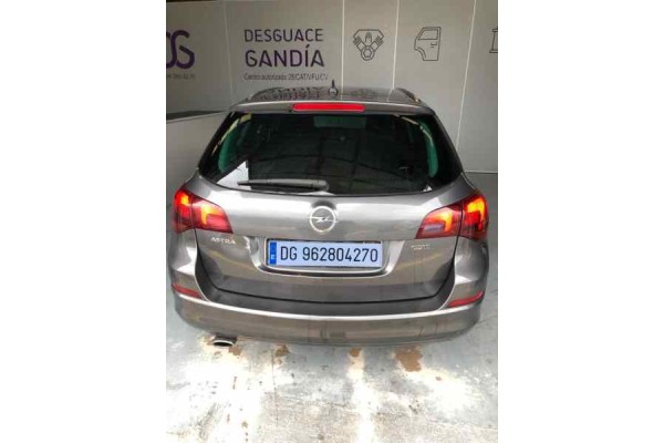 Opel Astra J Sports Tourer Sport 2011 para piezas | Desguace Gandia SL