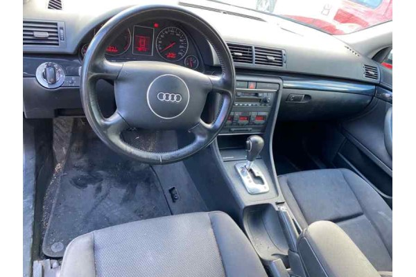 Audi A4 Berlina (8E) 1.9 TDI 2003 para piezas | Desguace Gandia SL