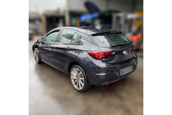 Opel Astra K Berlina 5P Dynamic Start/Stop 2015 para piezas | Desguace Gandia SL