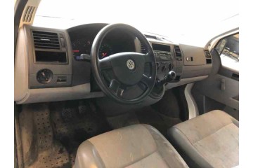 Volkswagen T5 Transporter Furgón/Combi (7H) Caja Cerrada 2009 para piezas | Desguace Gandia SL