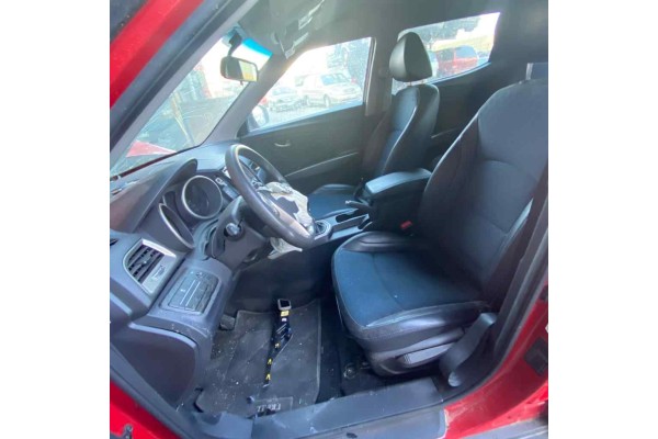 Ssangyong Tivoli Limited 4X2 2017 para piezas | Desguace Gandia SL