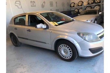 Opel Astra H Berlina Essentia 2005 para piezas | Desguace Gandia SL