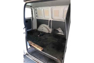 Volkswagen T5 Transporter Furgón/Combi (7H) Caja Cerrada Economy 2006 para piezas | Desguace Gandia SL