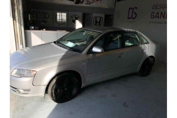 Audi A4 Berlina (8E) 2.0 TDI 16V 2007 para piezas | Desguace Gandia SL