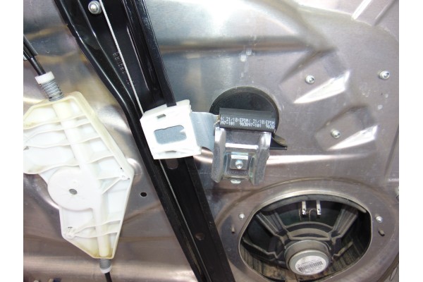 Elevalunas delantero derecho, Mercedes-benz Clase e (Bm 212) Lim. 220 CDI BlueEfficiency (212.002) 2011, A2048200242