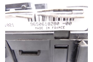 Caja reles / fusibles, Citroen C5 Berlina 2.0 HDi SX 2004, 9650618280
