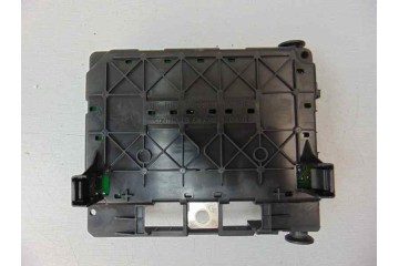 Caja reles / fusibles, Citroen C5 Berlina 2.0 HDi SX 2002, 9643498880