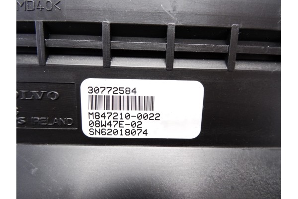 Pantalla multifuncion, Volvo XC60 Kinetic AWD 2009, 30772584