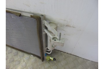 Condensador / radiador aire acondicionado, AV11-19710-KA
