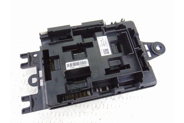 Caja reles / fusibles, Bmw Serie 3 Touring (F31) 318d 2014, 9261111