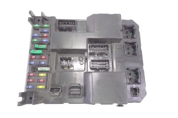 Caja reles / fusibles, Peugeot 307 (S1)(04.2001) Xs 2005, 9651197480