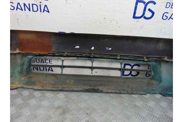 Paragolpes delantero