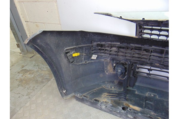 Paragolpes delantero, Renault Megane Ii Classic Berlina Confort Authentique 2005