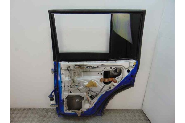 Puerta trasera derecha, Mitsubishi Montero (V60/V70) 3.2 DI-D Avance (5-ptas.) 2000