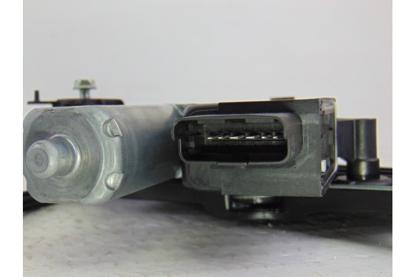 Elevalunas delantero izquierdo, Peugeot 5008 Active 2017, 9840196980