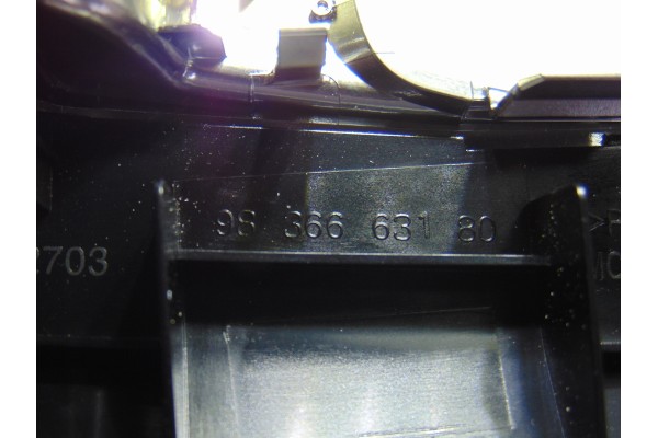 Guarnecidos palanca cambio, Peugeot 5008 Active 2017, 9836663180