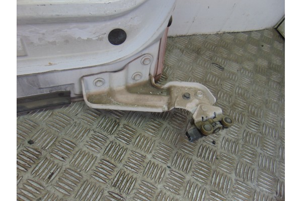 Puerta lateral corredera izquierda, Nissan NV200 /Evalia (M20/M) Kombi Comfort 2010