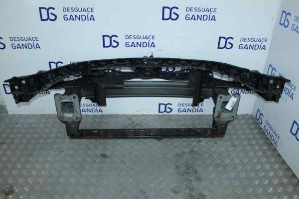 Panel frontal