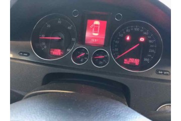 VOLKSWAGEN PASSAT VARIANT (3C5) Advance