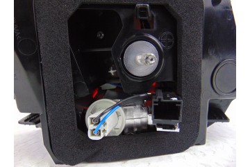 Piloto trasero derecho interior, 9810477780
