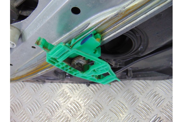 6 PIN ELEVALUNAS TRASERO IZQUIERDO ALFA ROMEO GIULIETTA (191) Basis (2016) 2016 6 PIN 191860 ALFA ROMEO - 4