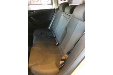 VOLKSWAGEN PASSAT VARIANT (3C5) Advance