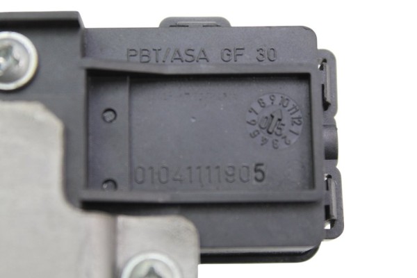 Cerradura maletero / porton, Ford Focus Berlina (Cap) Trend 2005, 3M51R442A66AP